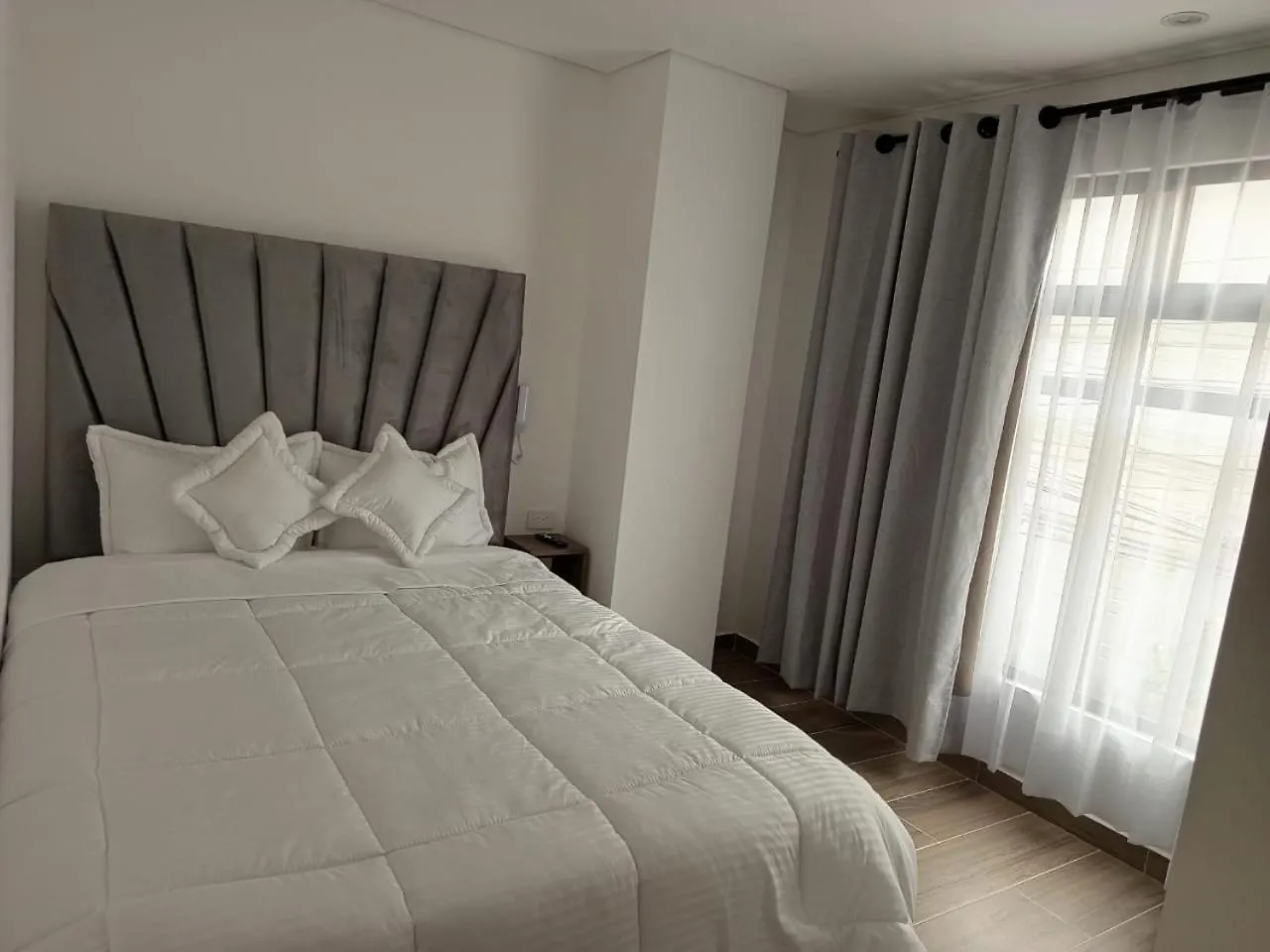 Hotel Saron Bogotá 0*,